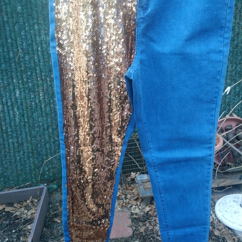 Jeans - Picture 5 of 8